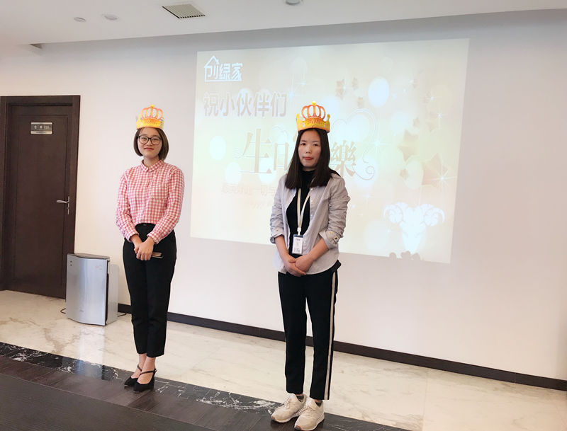 【4月生日會】業務很硬核，而我們只是甜美小公舉